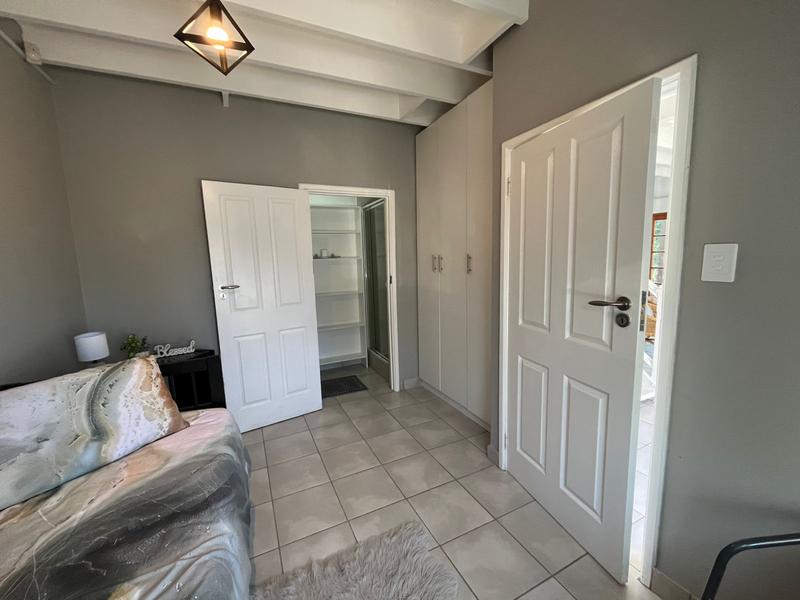 To Let 4 Bedroom Property for Rent in Kingswood Eastern Cape